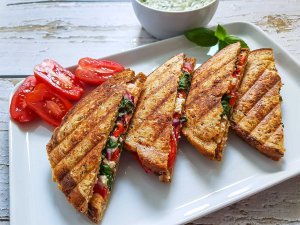 Grillatut kreikkalaiset leivät