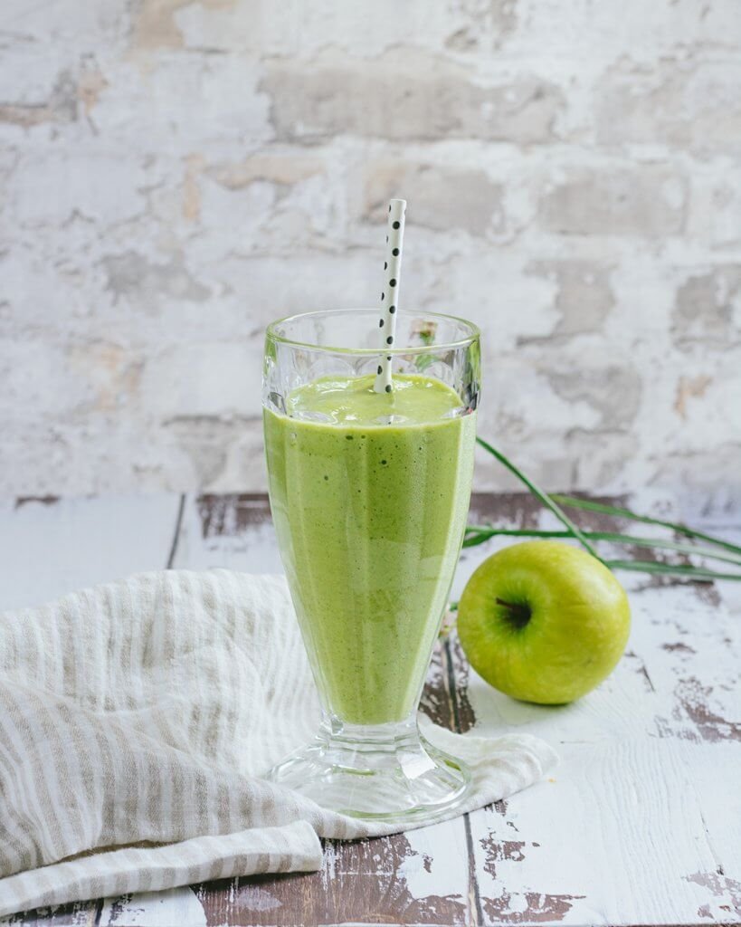 Herkullinen viher-hedelmäsmoothie