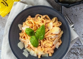 Ricotta-tomaattipasta